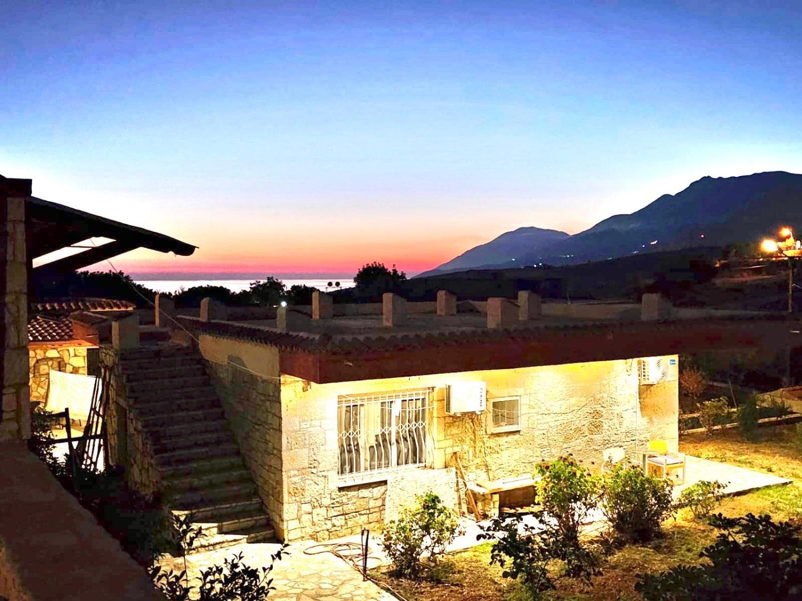 Jardin Miraculeux Hotel Himare Exterior photo